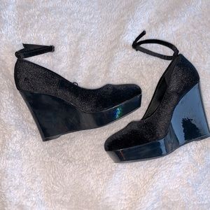 Velvet wedges